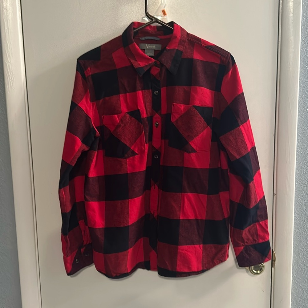NWOT red and black flannel size large